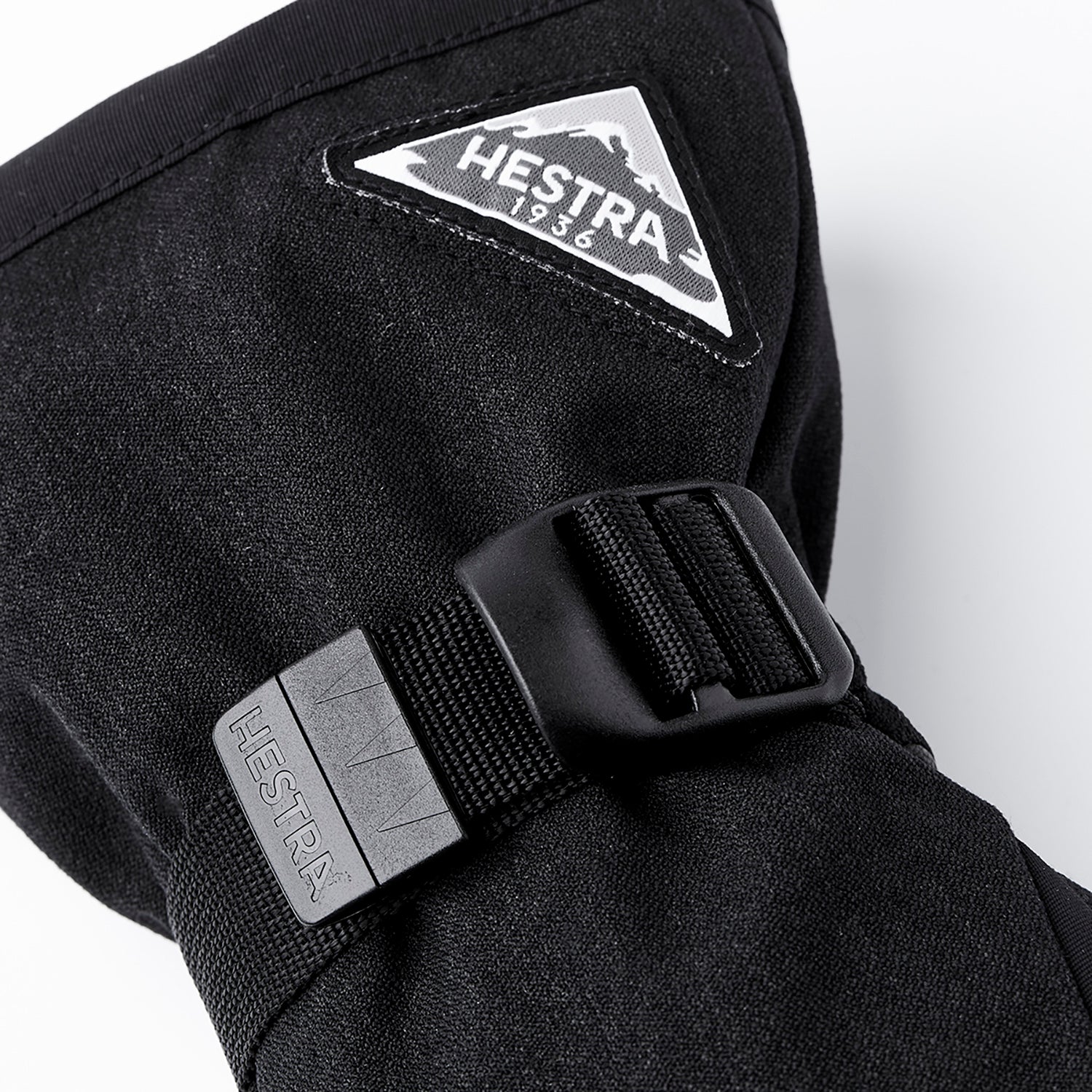 Hestra Powder Gauntlet Mitt Black 3
